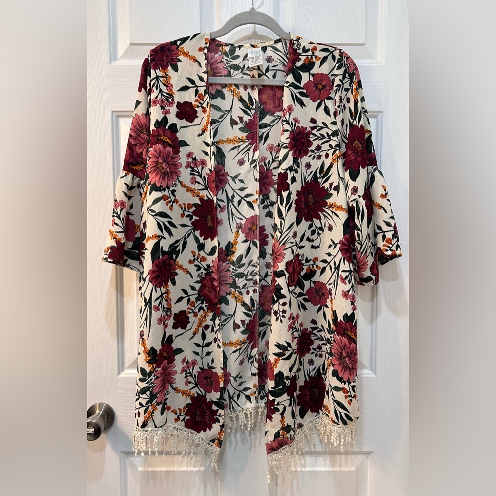 Time & Tru Open Front Floral Kimono One Size Cardigan Festive Fringe Trim Hippie